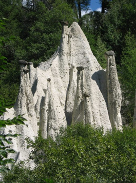 Piramidi di terra - Italiaanse bergen - de Alpen