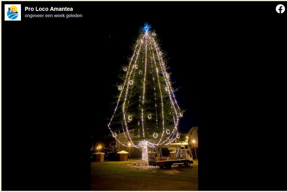 Grootst levende kerstboom in Italië