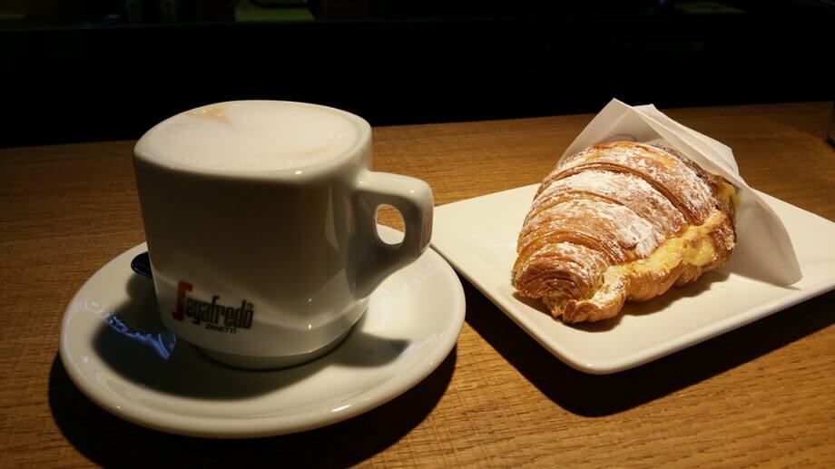 Starbucks geopend in Milaan