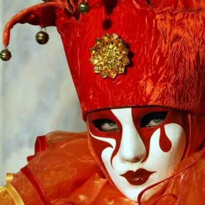 Kostuums en maskers van het carnaval