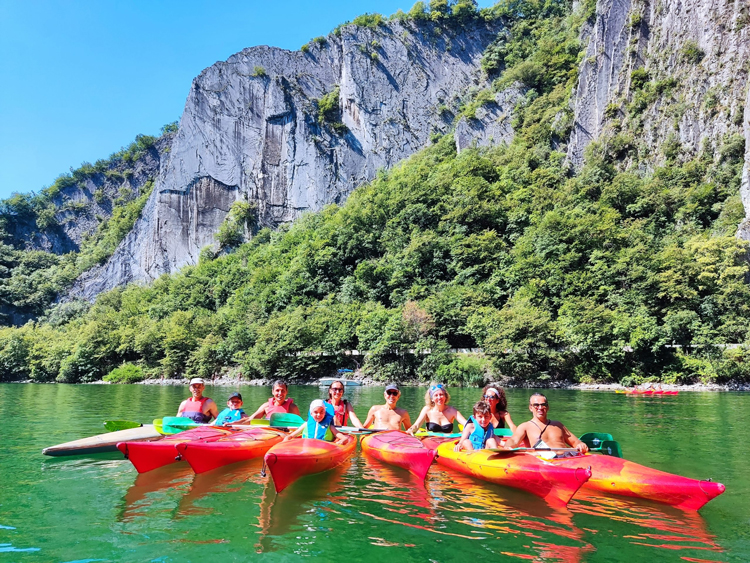 Kayakken op Iseo-meer, Noord Italië
