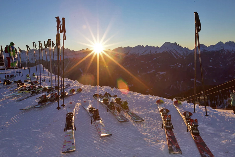 Trentino ski sunrise Val di Fiemme