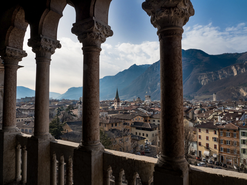 Trento gezien vanuit Castello del Buonconsiglio